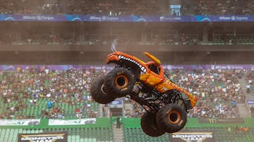 Sao,Paulo,,Brazil,Dec,21,,2019,Big,Foot,Truck,In