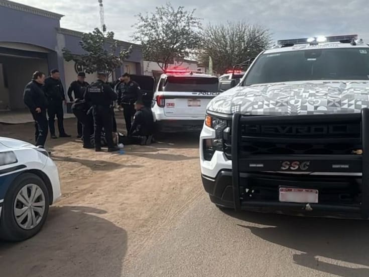 Hombre amenaza de muerte a su madre con arma blanca y es detenido en Mexicali