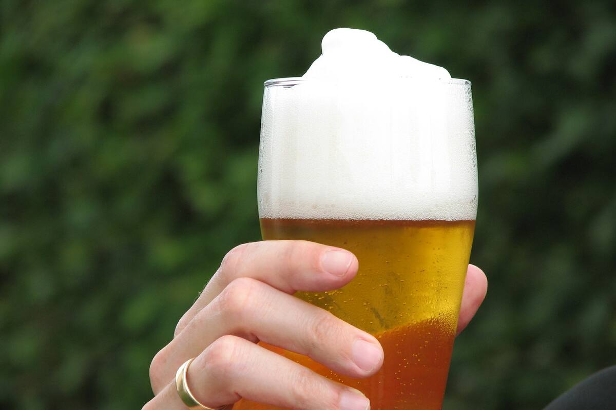 Cervecera toma medidas ante largas filas en plena cuarentena