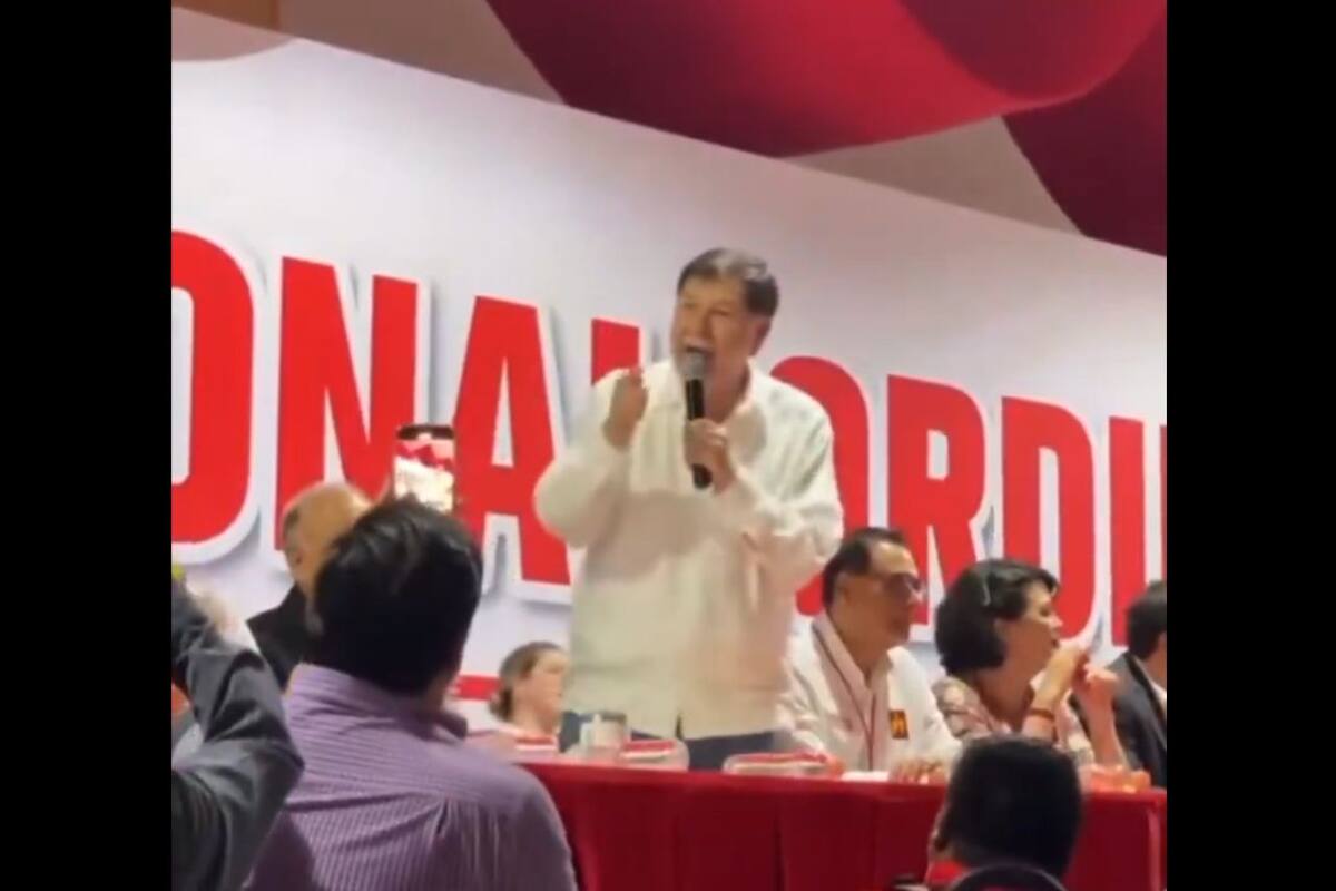 PT se disculpa con Noroña tras abucheos en Congreso