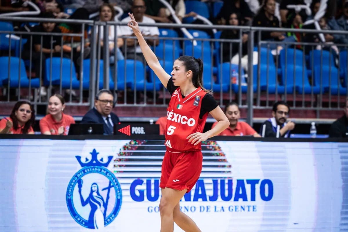 Sonorenses Karina Esquer y Johanna Flores en preselección nacional de basquetbol