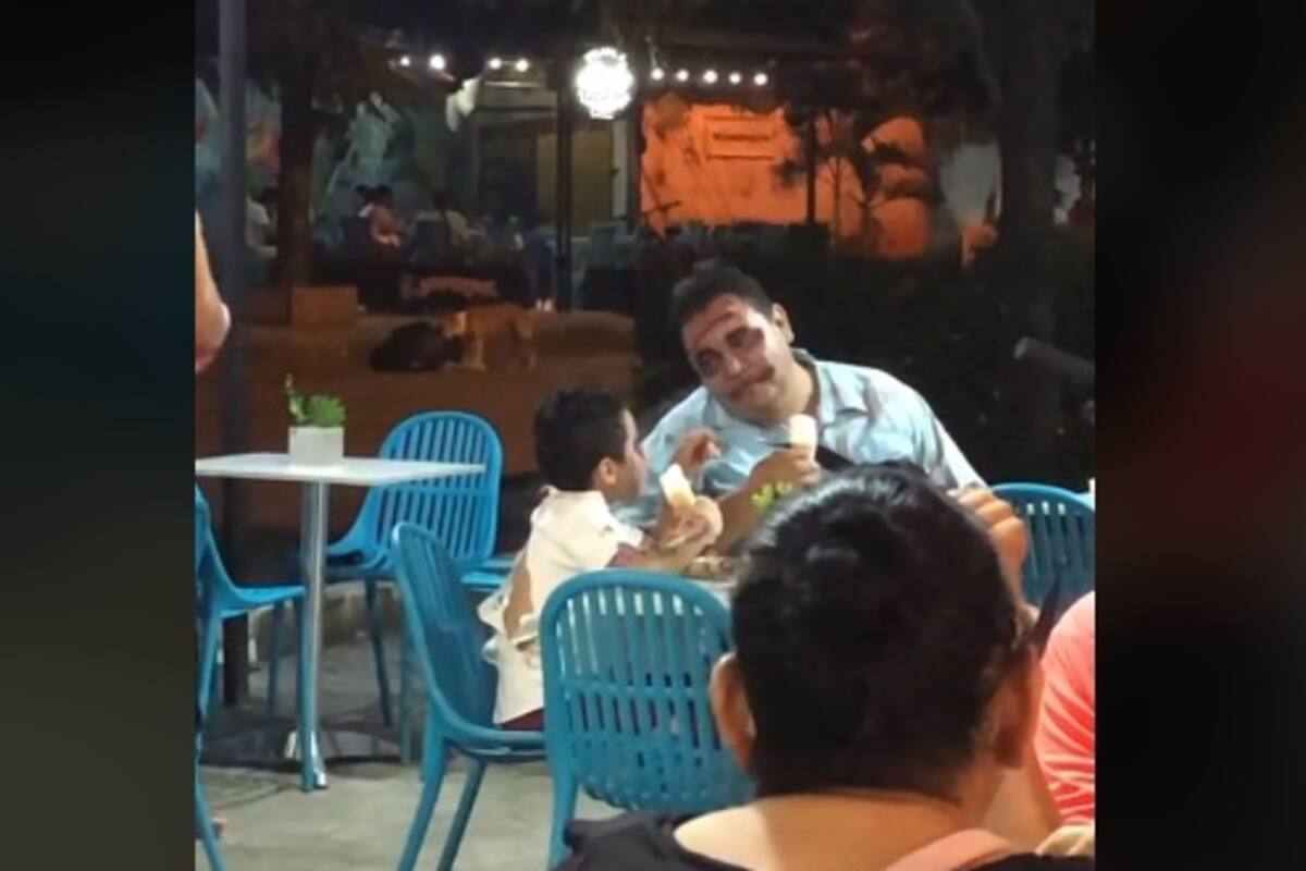 Niño y papá conmueven en redes al protagonizar tierna escena con helado y disfraz