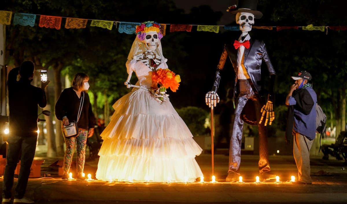 El Centro Histórico de Hermosillo se llenará de color, arte, música y tradición durante el Séptimo Festival Tradicional del Día de Muertos. FOTO: BANCO DIGITAL
