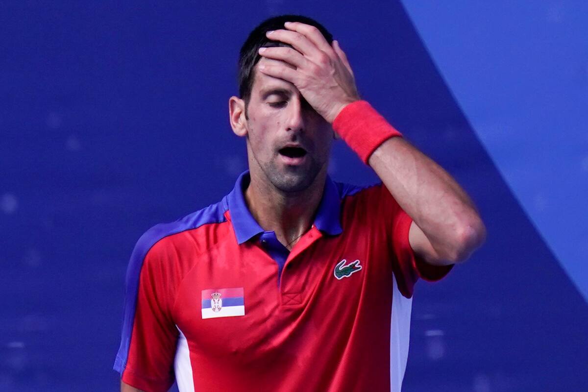 Australia encierra a Novak Djokovic por no estar vacunado contra Covid; podría ser deportado