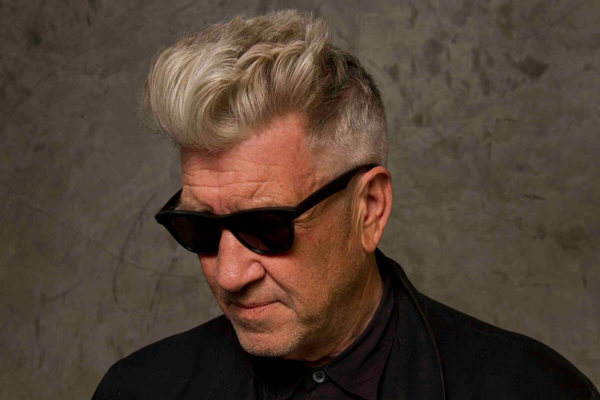 David Lynch revela que padece enfermedad que lo mantiene en casa