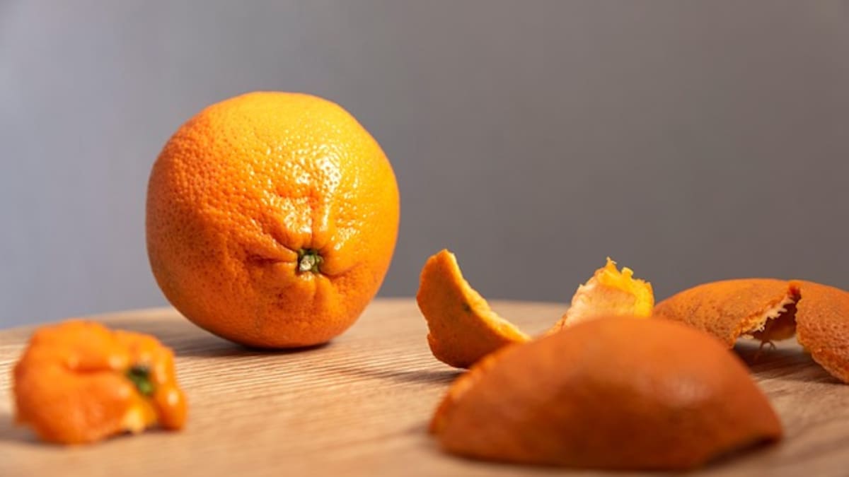 La cáscara de naranja es el ingrediente perfecto para elaborar un aromatizante casero