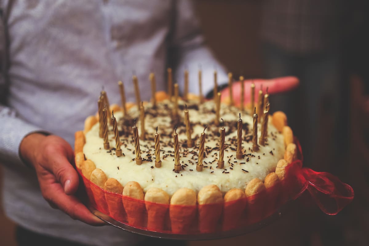 Por qué algunas personas eligen no festejar su cumpleaños, según la psicología