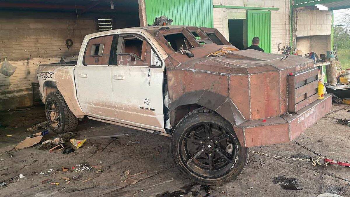 Asegurados cuatro vehículos con blindaje artesanal en Pitiquito