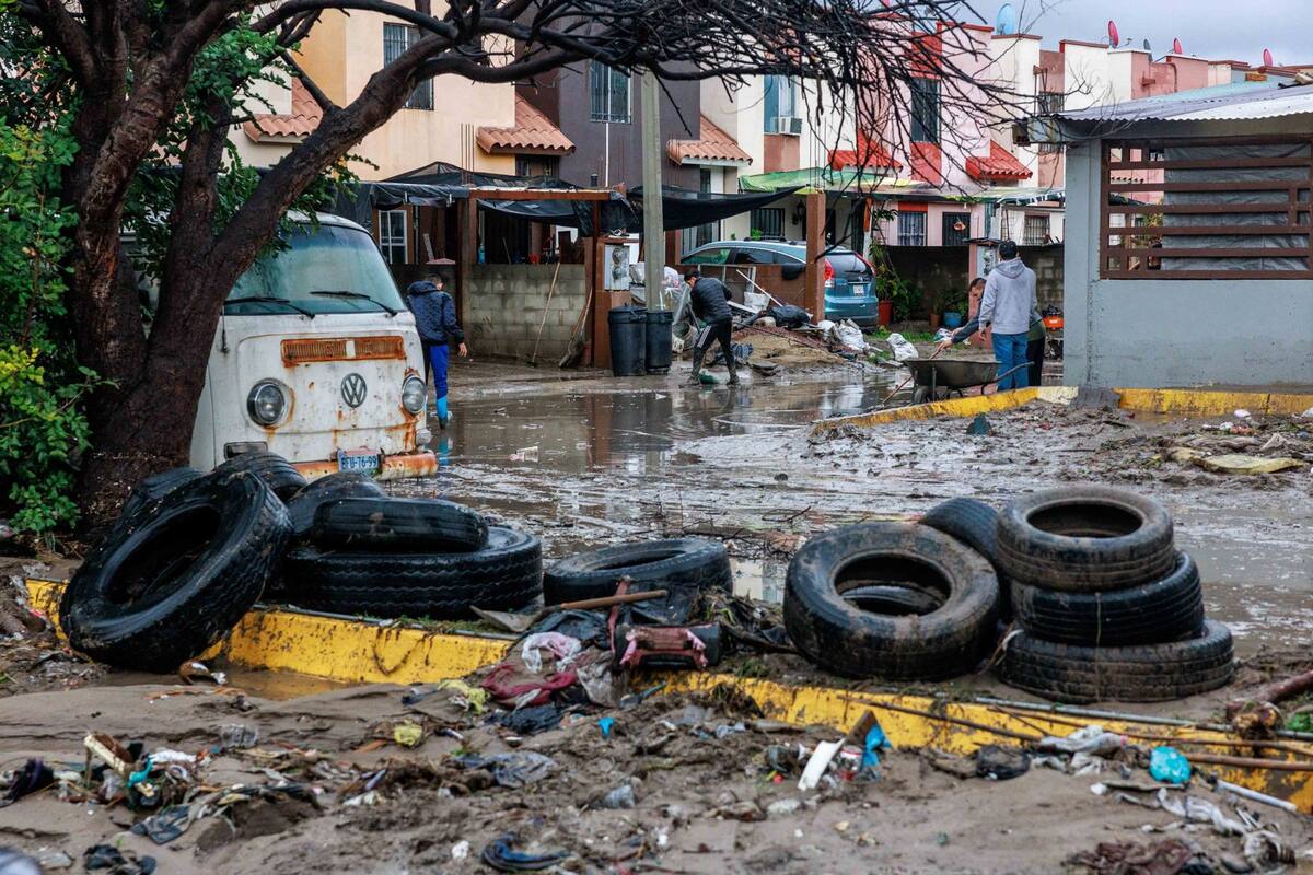 Retiran cinco tons. de lodo en zona de Ribera del Bosque