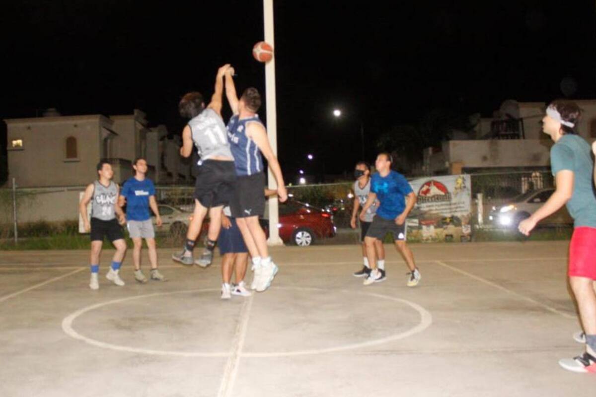 Huskies toma la delantera en inicio de Torneo Streetball Juvenil U-22