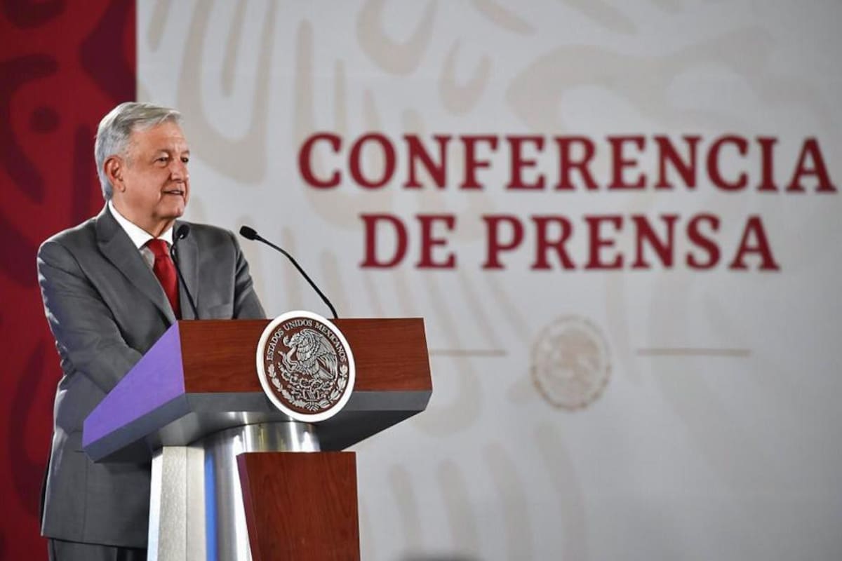 AMLO acuerda con gobernadores del PAN impulsar mega obra