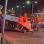 Se registra volcadura en zona comercial de Rosarito