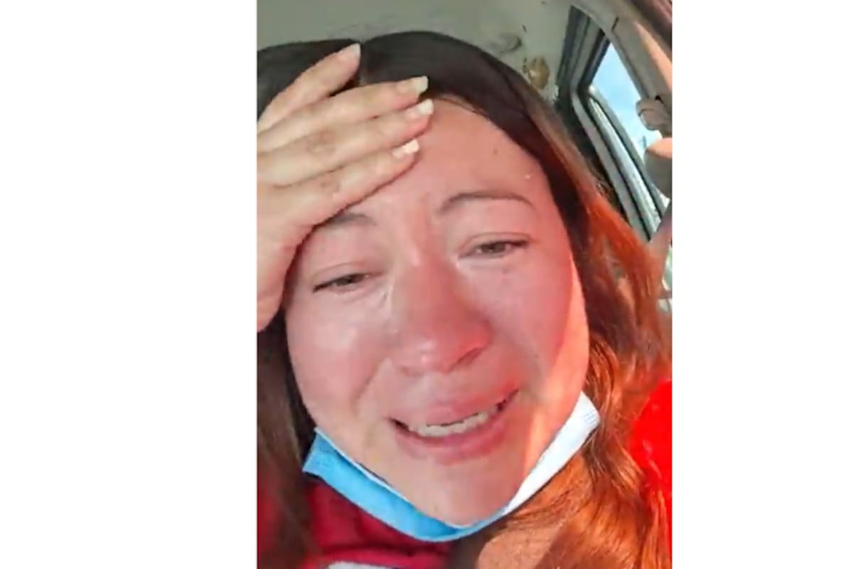 Entre llanto, madre pide ayuda al IMSS para salvar vida de su hijo por atraso de instrumentos