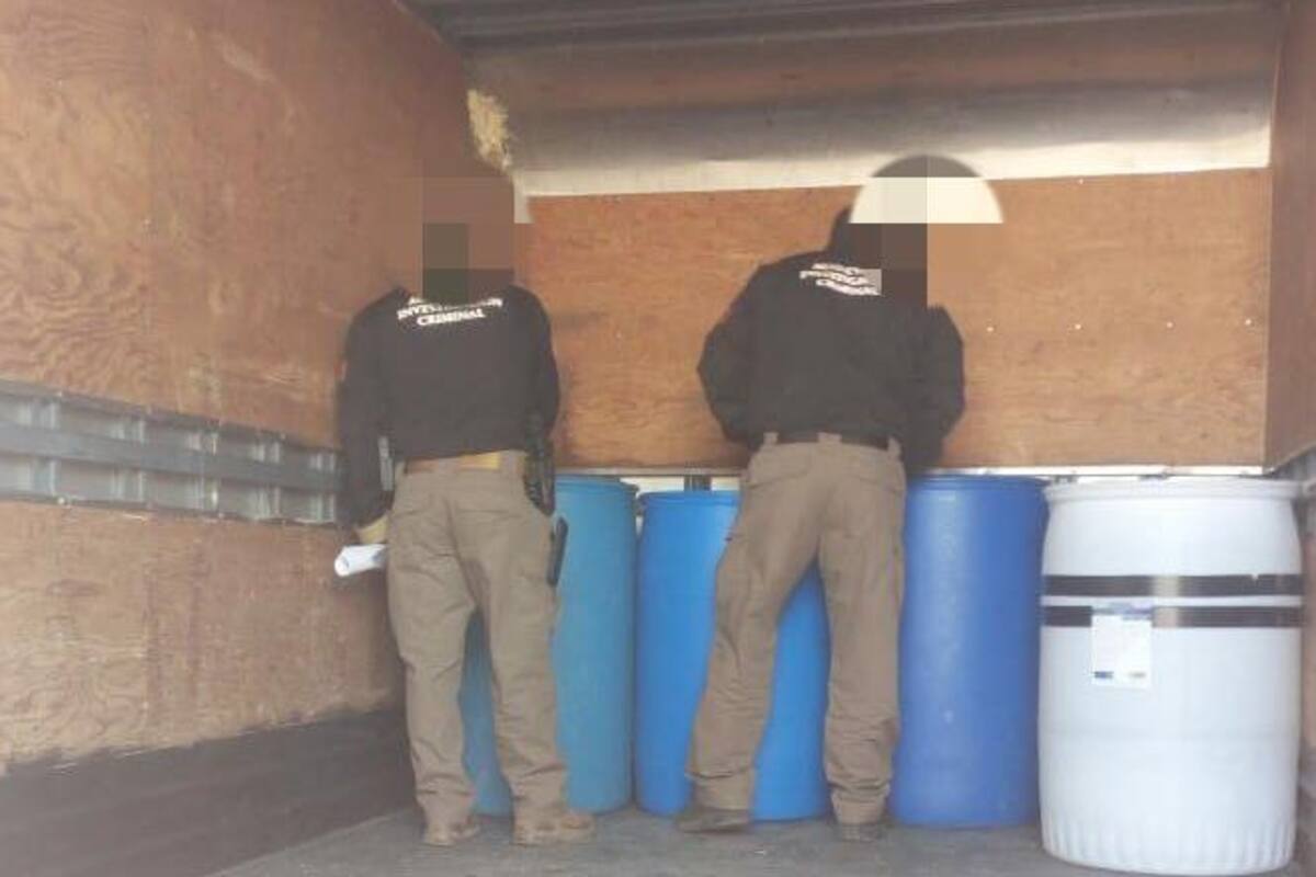 FGR recupera 200 kilos de gel antibacterial robado en Edomex