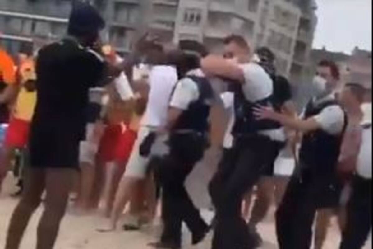 VIDEO: ¡Termina en batalla campal la evacuación de una playa en Bélgica!