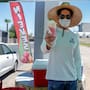 Joven apostó por las nieves en pandemia y hoy refresca a un Mexicali bajo casi 50 grados