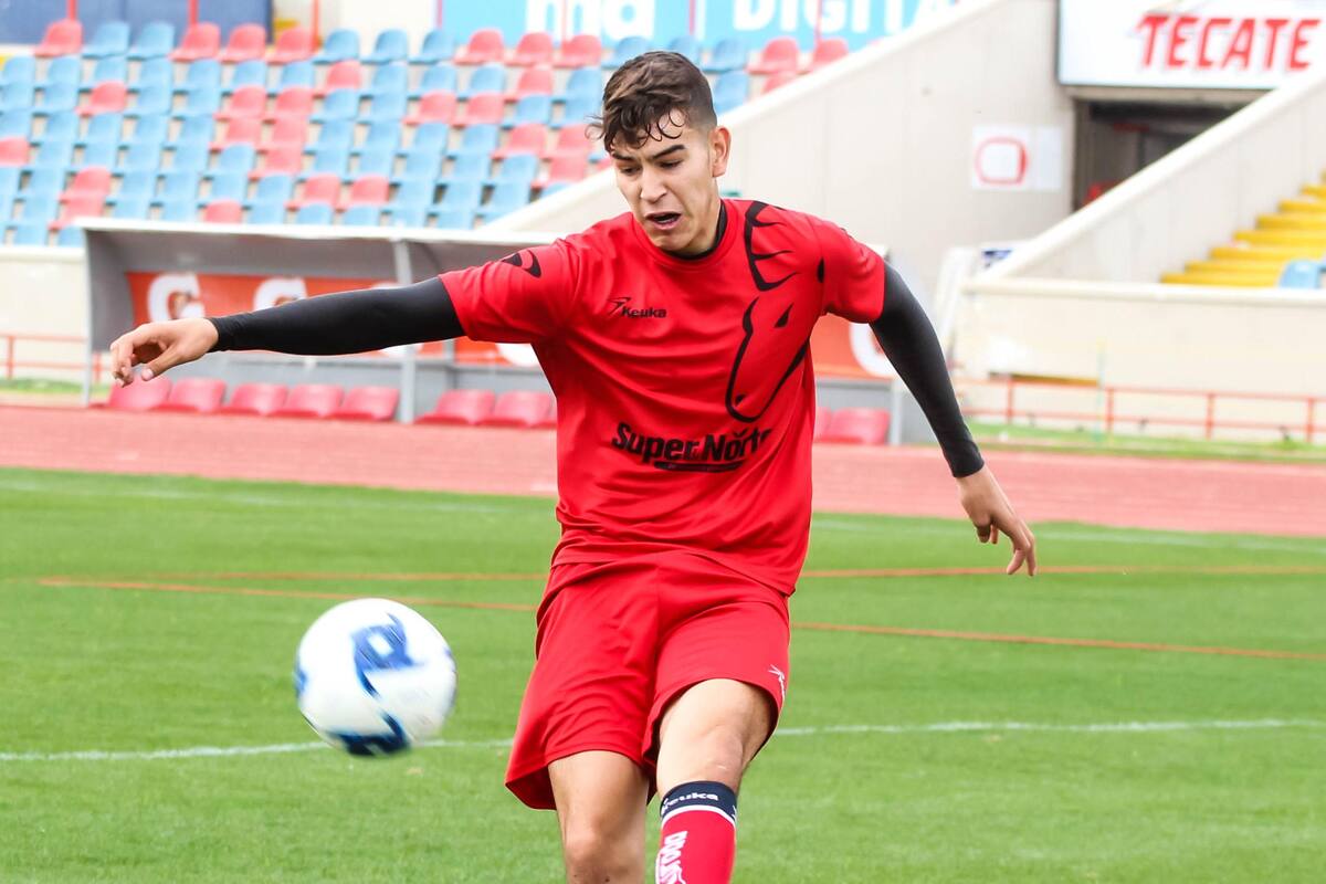 El sonorense Alan Montes debuta con el Necaxa en la Liga MX
