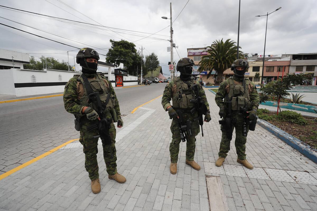 Tras 31 días de “conflicto armado” contra bandas criminales en Ecuador, se han realizado más de 6 mil 800 arrestos
