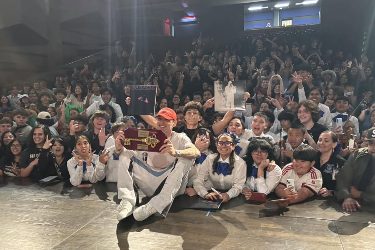 Declaran el “Día de Peso Pluma”