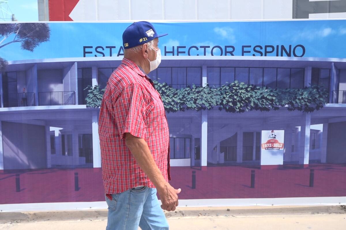 Don Manuel tuvo que dejar su "hogar"; vivió medio siglo en el Estadio Héctor Espino