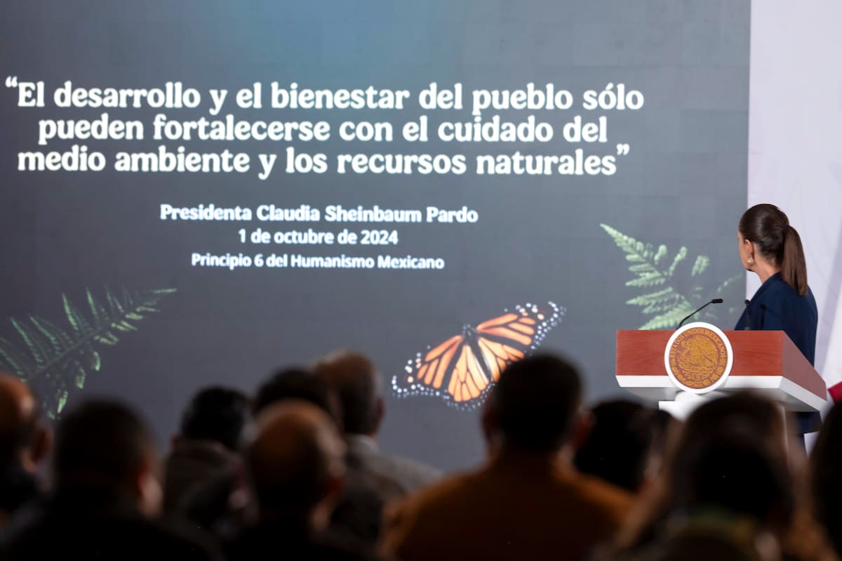 La presidenta Claudia Sheinbaum en su "Conferencia del Pueblo" del 26 de agosto. | Crédito: Presidencia