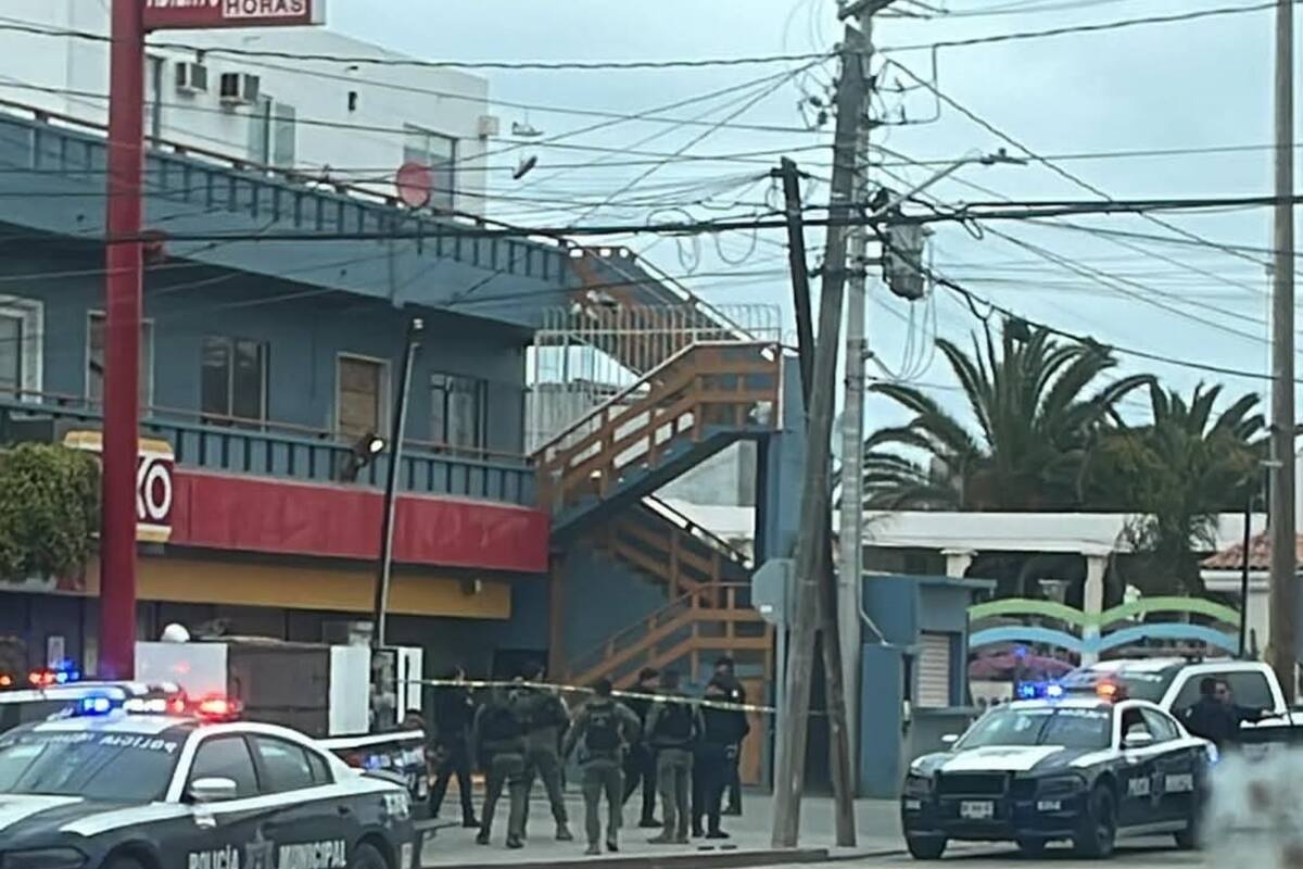 Registran incidentes delictivos afuera de 3 tiendas Oxxo