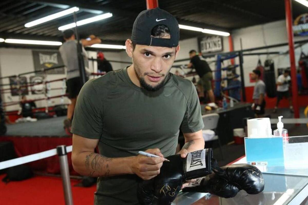 Sonorense Carlos Castro tendrá pelea coestelar de box contra Brandon Figueroa