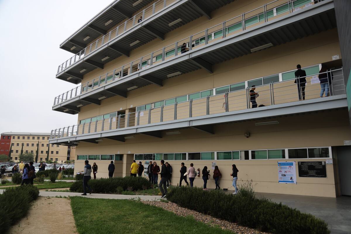 Aun sin solución por espacios en UABC, Cobach y Cecyte