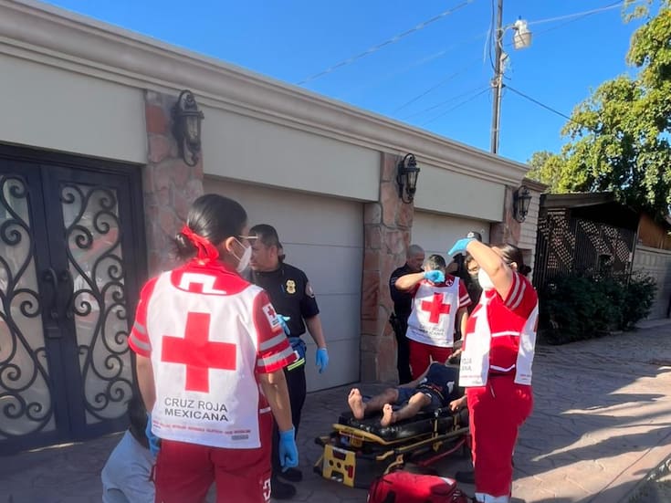 Dos albañiles resultan heridos tras descarga eléctrica en Villafontana