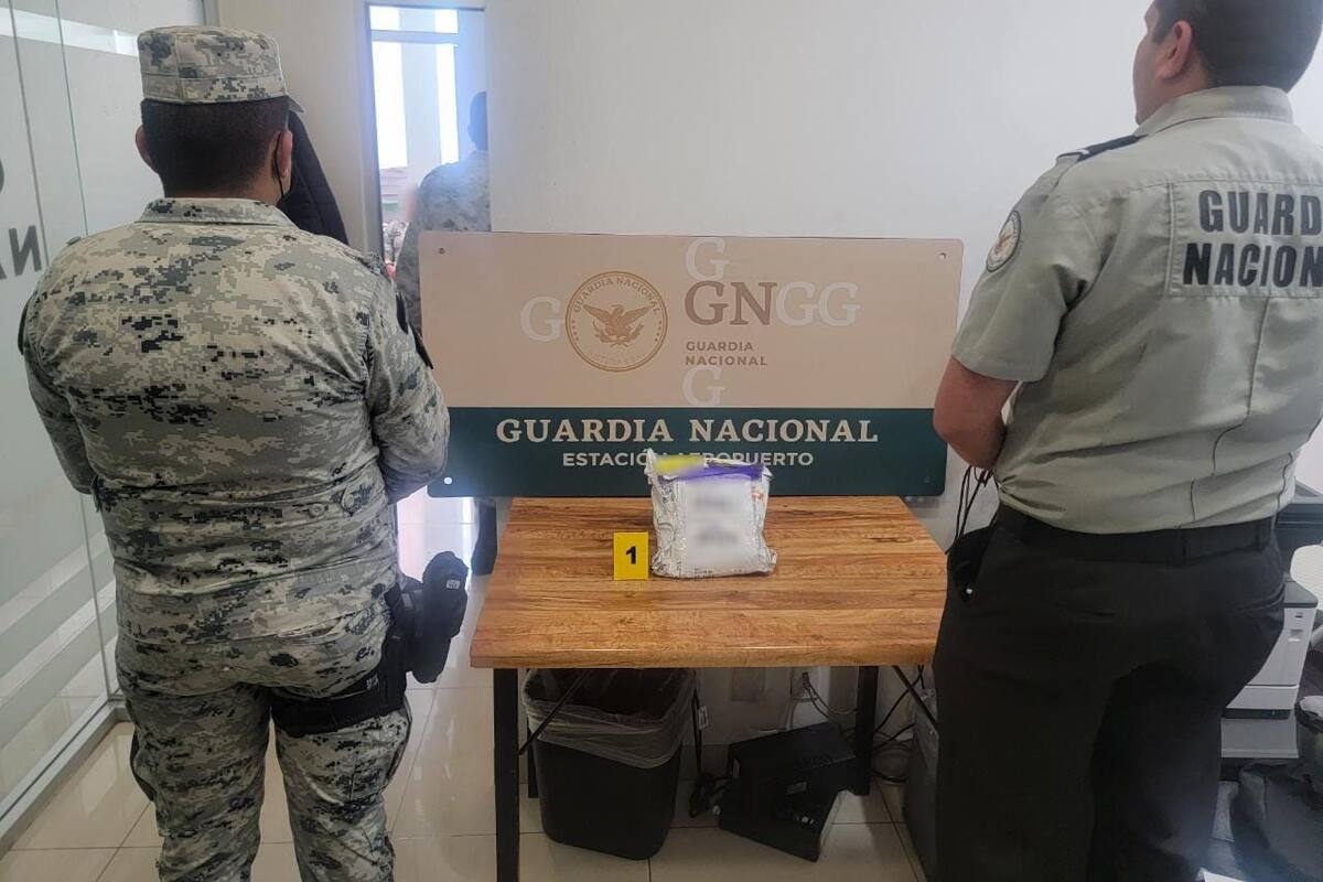 Guardia Nacional y Aduanas de México aseguran aparente fentanilo en BC