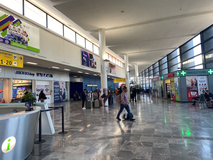 Registran retrasos de vuelos en Aeropuerto de Tijuana por neblina; operación se mantiene estable