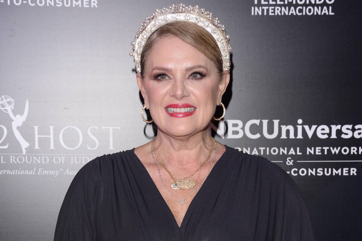 Erika Buenfil asevera que es íntima amiga de su hijo Nicolás