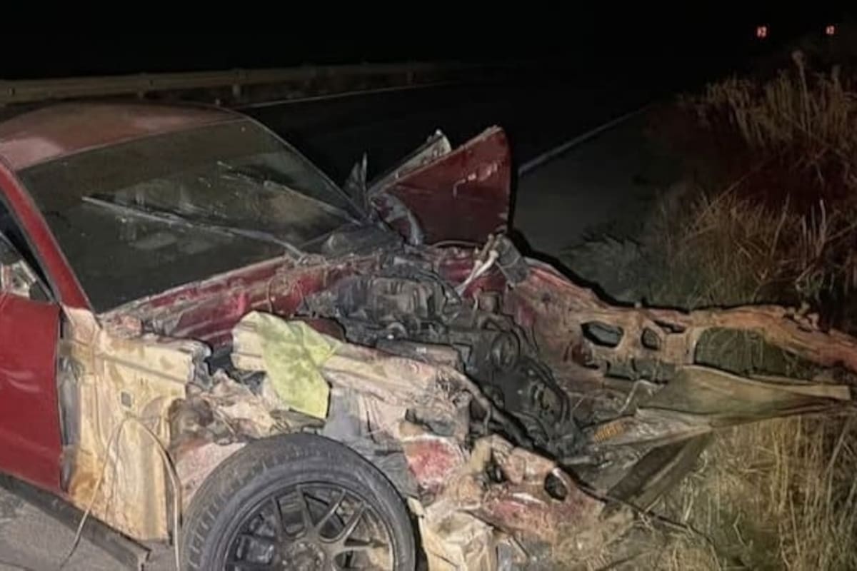 Provocan accidente y abandonan el vehículo en Punta Colonet