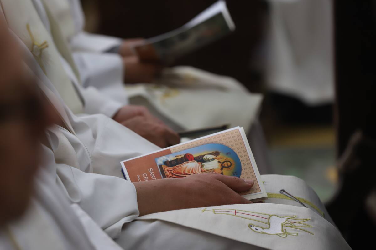 Autorizan cultos religiosos en espacios abiertos en Rosarito