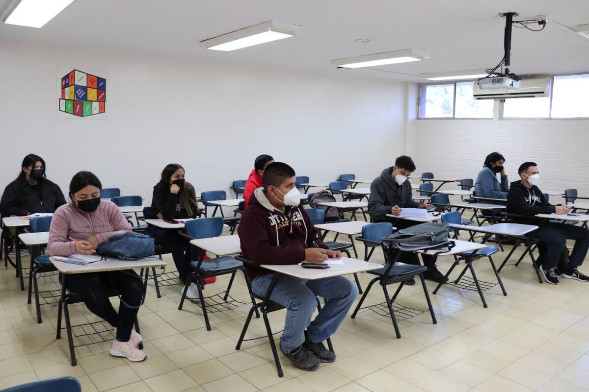 Unison Navojoa: Futuros ingenieros regresan a las aulas tras casi dos años