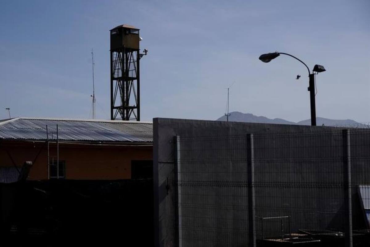 "Indulto humanitario" podría liberar a violadores de prisiones de Chile