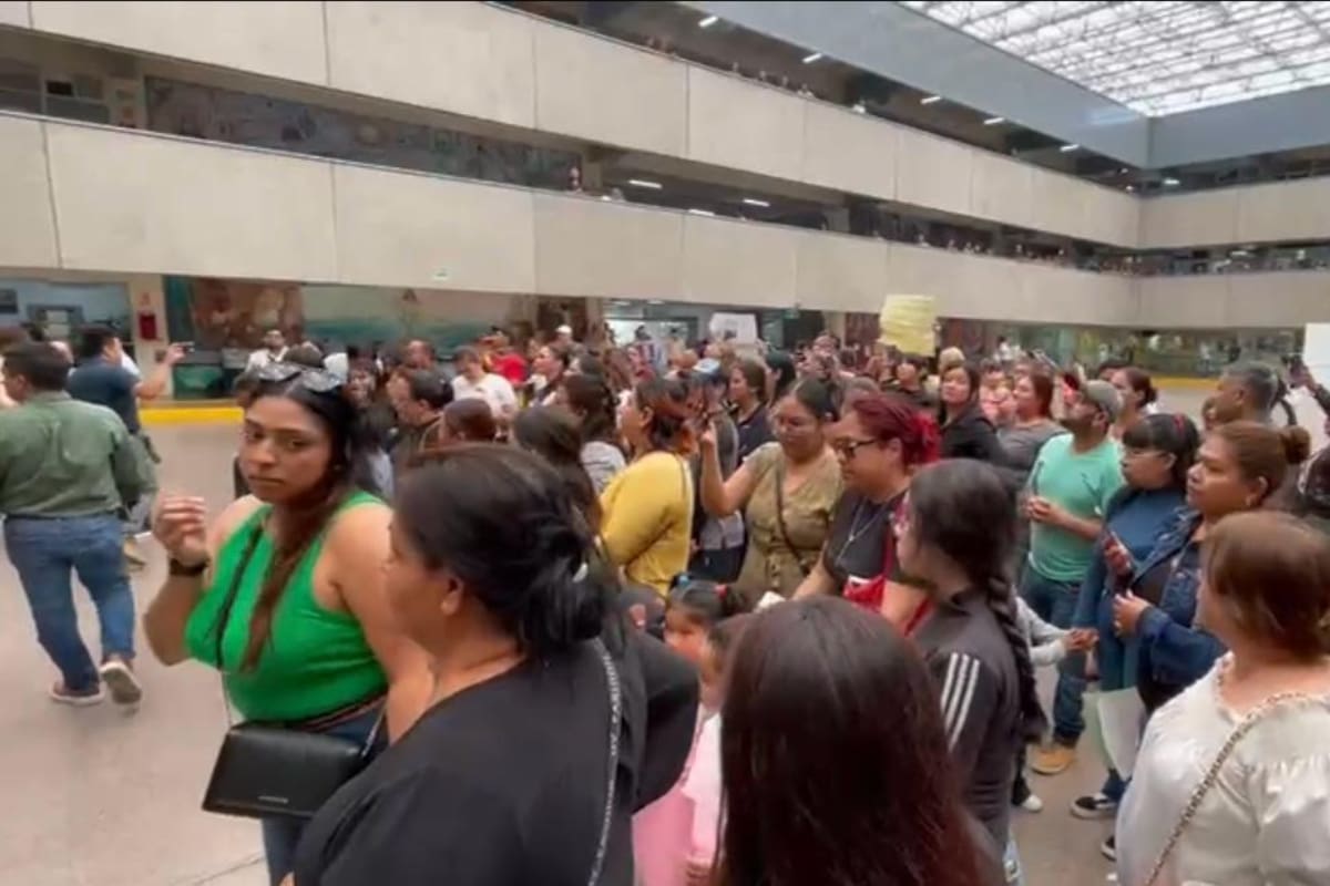 Protestan por cierre de preescolar