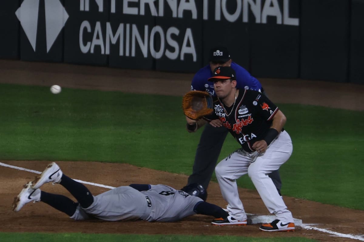 Rubén Ibarra vuelve a brillar y Naranjeros aseguran serie ante Jaguares