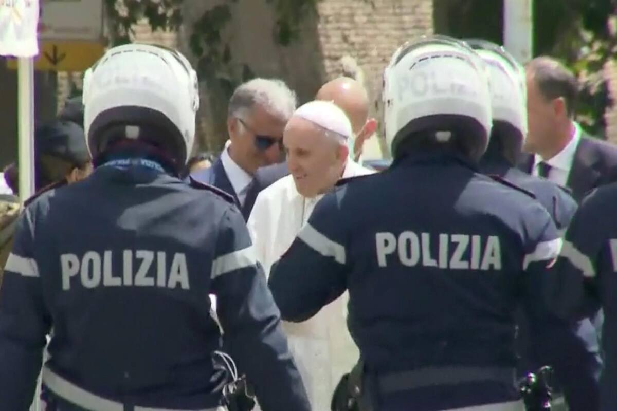 El Papa Francisco deja el hospital tras su operación de colon