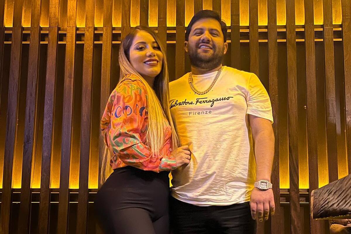 Esposa de Luis R. Conriquez habría tenido un accidente en carretera