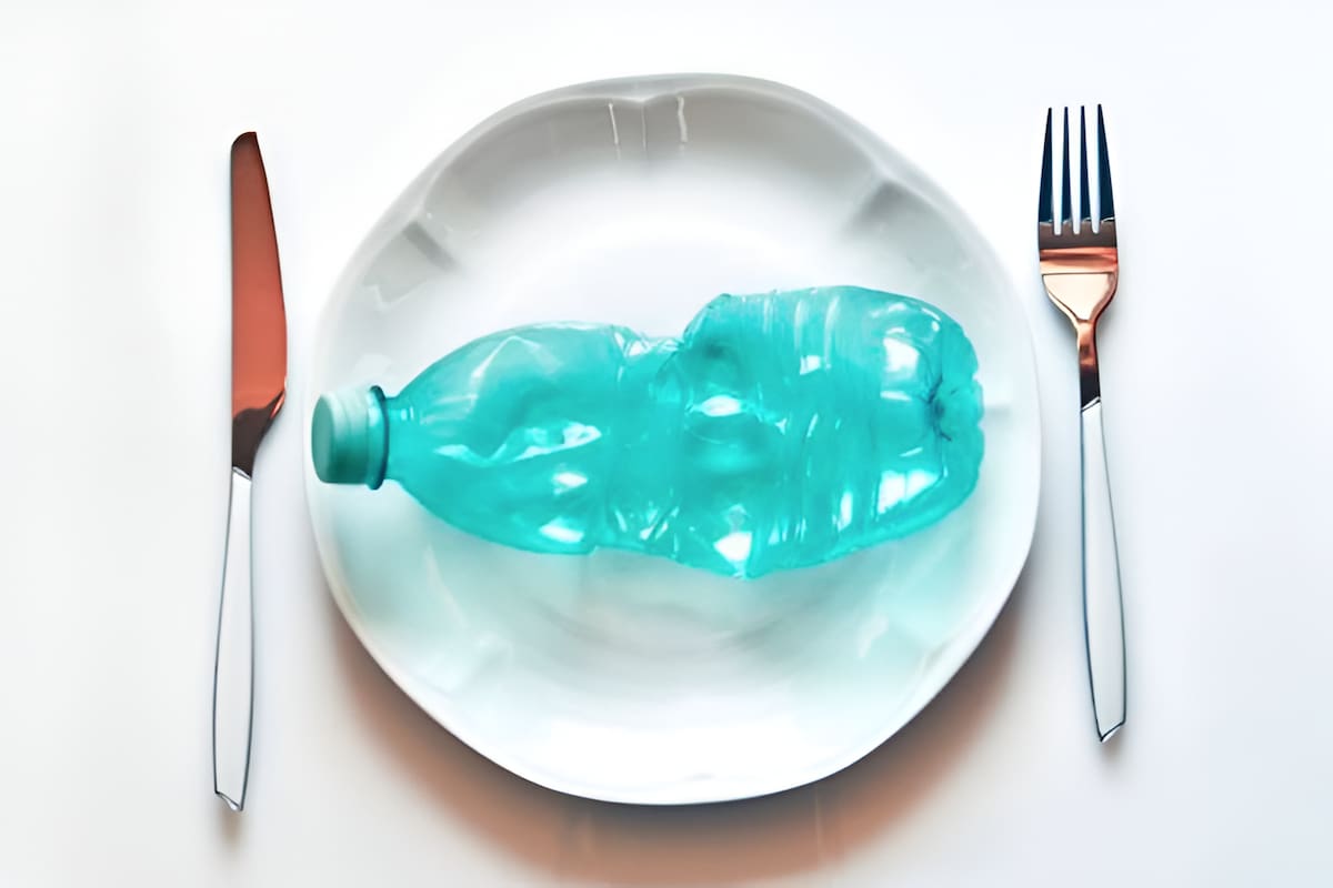 Descubre los alimentos que pueden contener microplásticos y aprende a minimizar su presencia en tu dieta