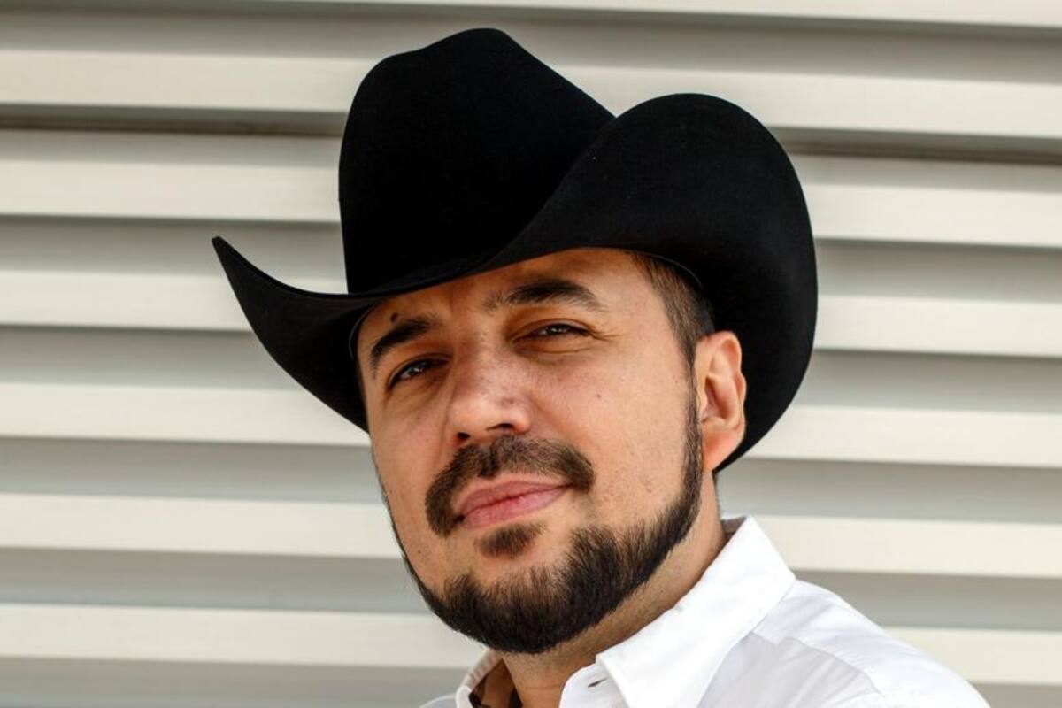 Fidel Rueda y su equipo fue asaltado con arma de fuego, hubo 2 lesionados