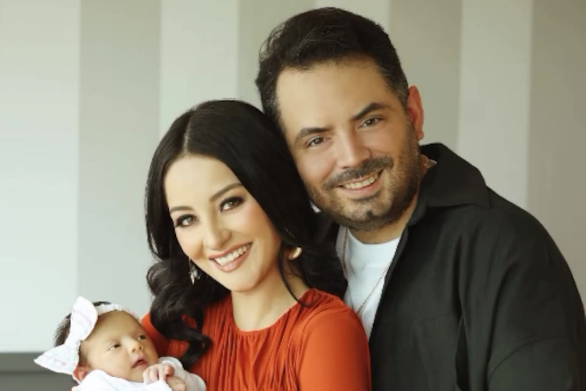 José Eduardo Derbez y Paola Dalay presentan a su hija Tessa