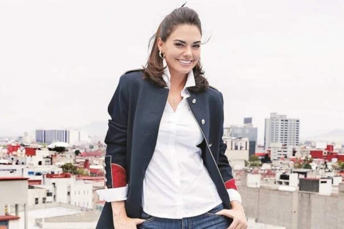 Sergio Mayer pide comprensión para Livia Brito y su problema legal
