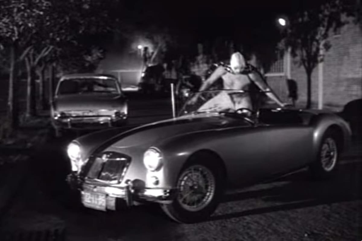 Los autos que manejó "El Santo" en sus películas