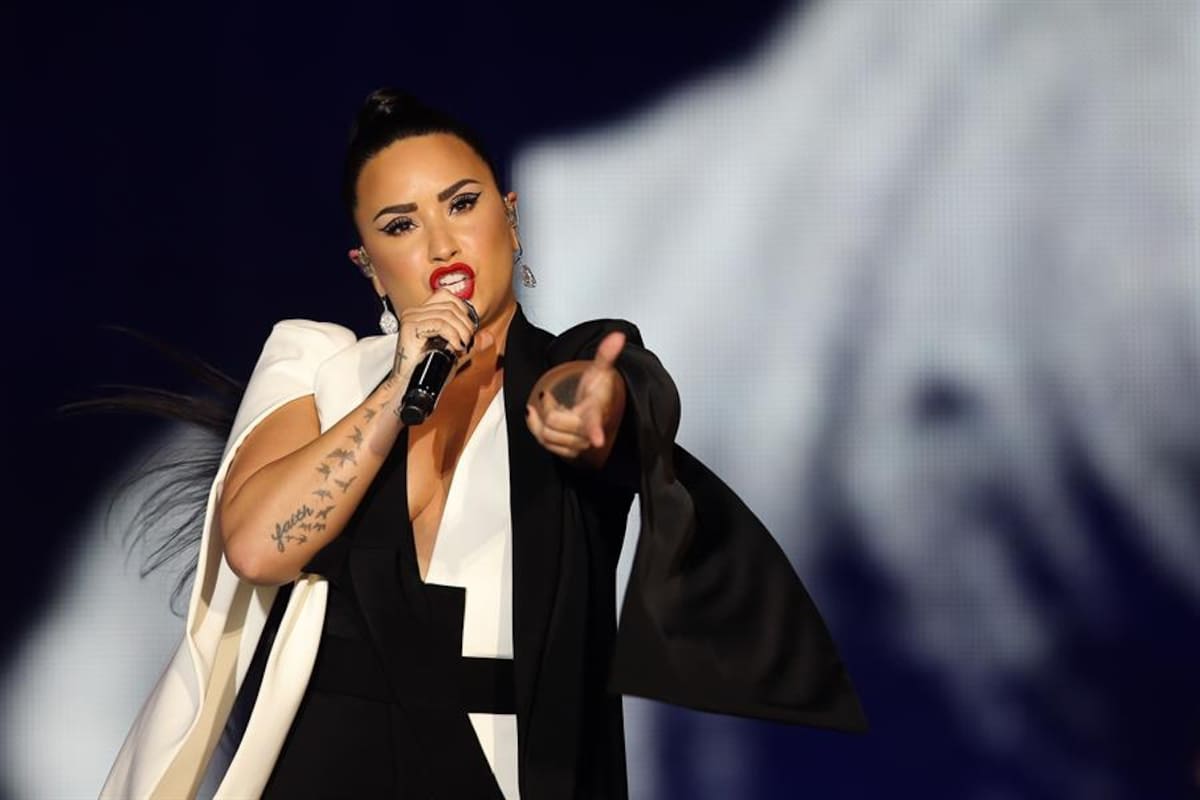 Demi Lovato está "contenta" por el compromiso de su ex novio Wilmer Valderrama