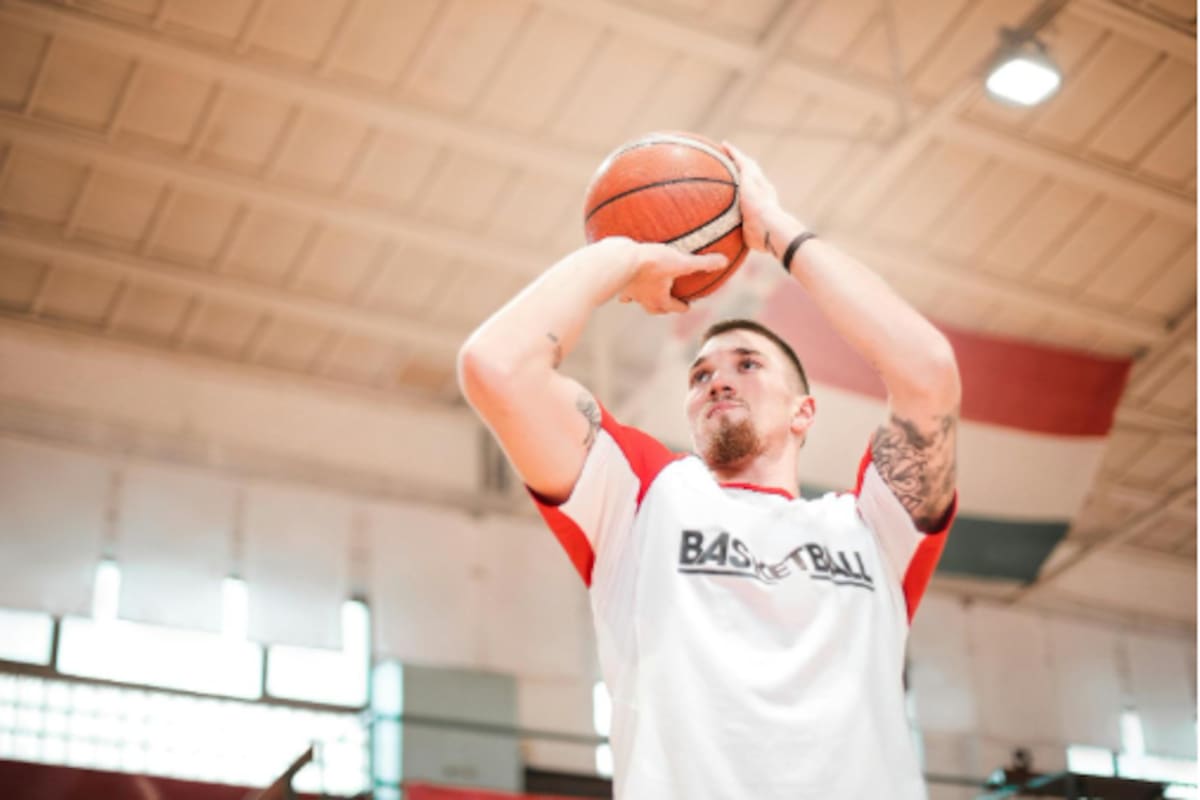 El tiro de tres puntos y su influencia en la táctica moderna