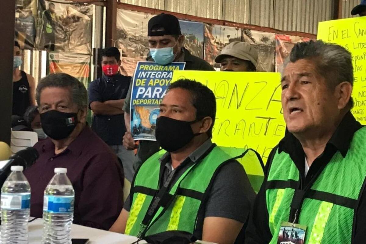 Temen cierre de garita por presencia de los migrantes