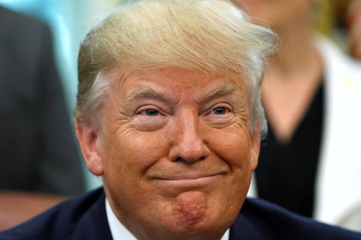 "Payaso chiflado de carnaval": Trump a Bloomberg