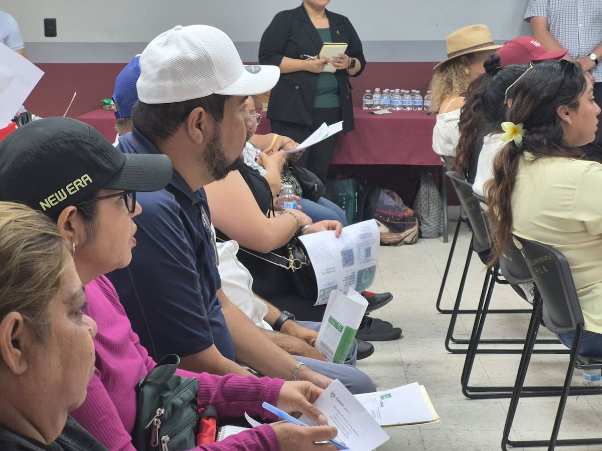 Habitantes de distintas colonias de la delegación La Presa Abelardo L. Rodríguez, solicitaron atención para áreas deportivas y recreativas deterioradas, cierre de espacios, invasión de zonas comunes y falta de mantenimiento. Foto: Michelle Castillo